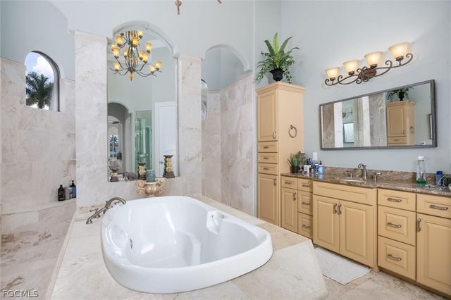 15130 Intracoastal CT, Fort Myers, FL 33908