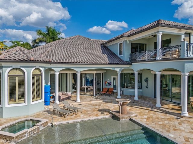 15130 Intracoastal CT, Fort Myers, FL 33908