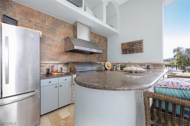 15130 Intracoastal CT, Fort Myers, FL 33908