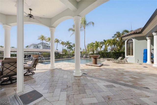 15130 Intracoastal CT, Fort Myers, FL 33908