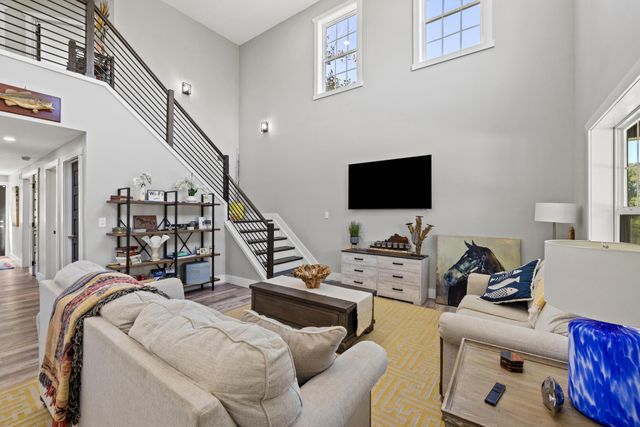 19 Gracie Lane, Russell Springs, KY 42642