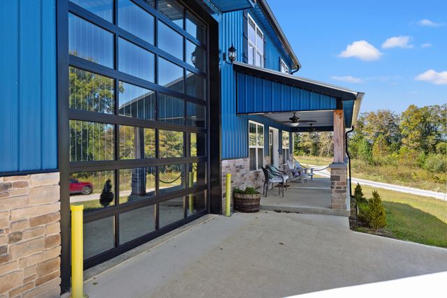 19 Gracie Lane, Russell Springs, KY 42642