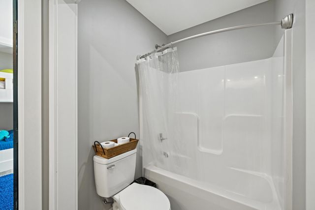 19 Gracie Lane, Russell Springs, KY 42642