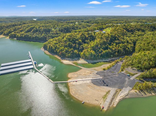 19 Gracie Lane, Russell Springs, KY 42642