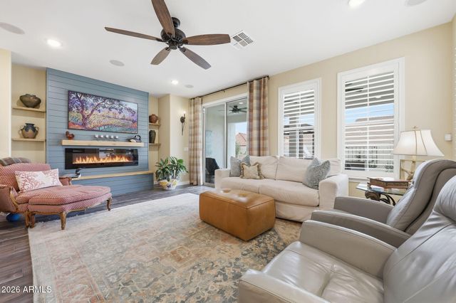 20613 W GRANDVIEW Drive, Buckeye, AZ 85396