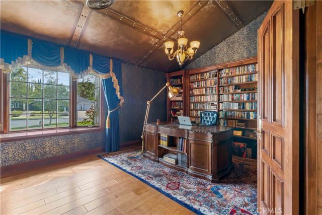 10035 Nita, Chatsworth, CA 91311