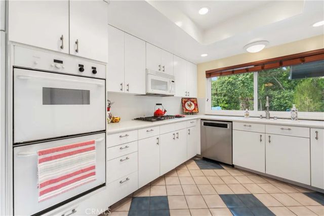 10035 Nita, Chatsworth, CA 91311