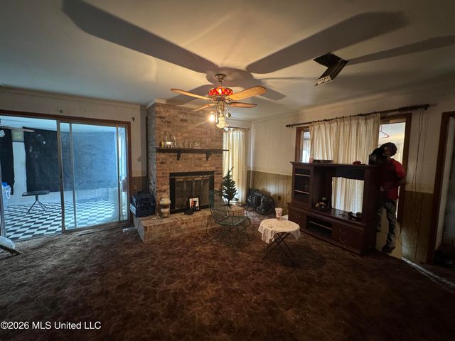 229 Hilliyard Court, Jackson, MS 39212