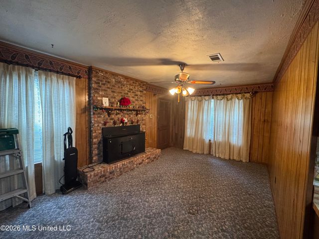 229 Hilliyard Court, Jackson, MS 39212