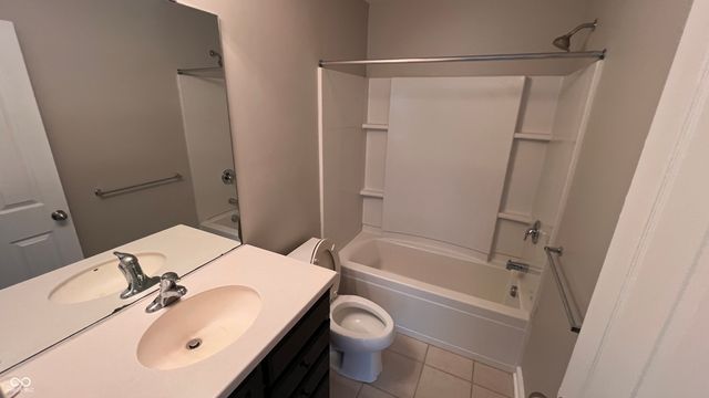 12721 Tamworth Drive, Fishers, IN 46037