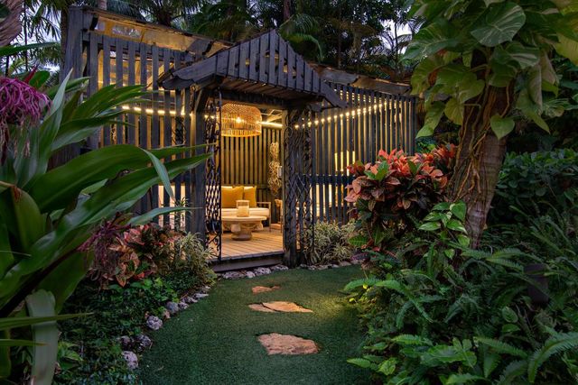 746 Upland Road, West Palm Beach, FL 33401