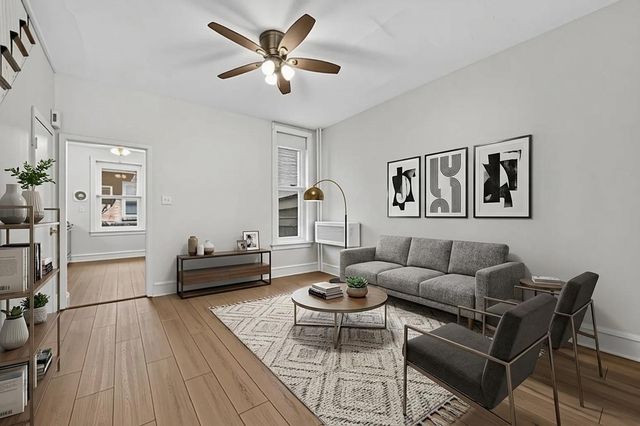 5122 TULIP, Philadelphia, PA 19124
