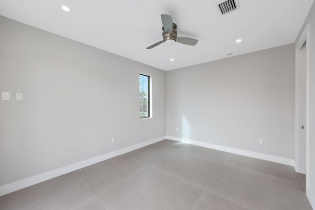 2015 NE 4th Avenue, Wilton Manors, FL 33305