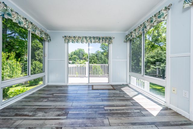 318 Airline Road, East Dennis, MA 02641