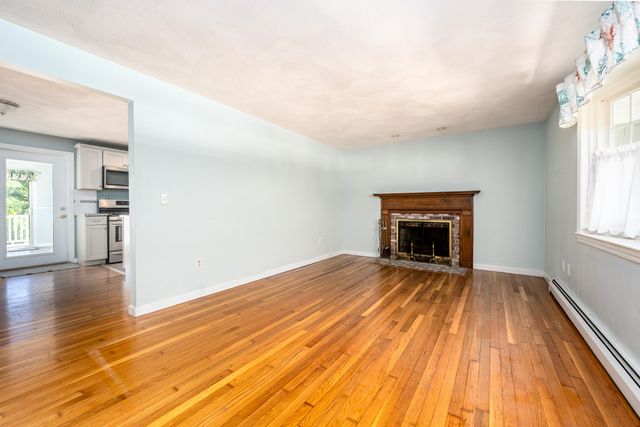 318 Airline Road, East Dennis, MA 02641