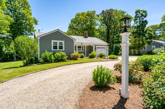 318 Airline Road, East Dennis, MA 02641