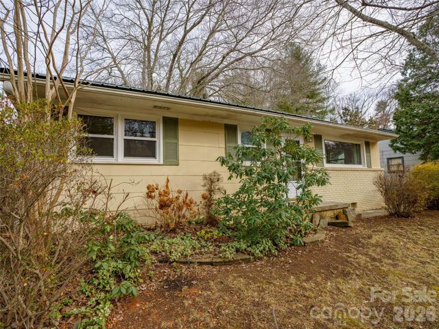 184 London Road, Asheville, NC 28803
