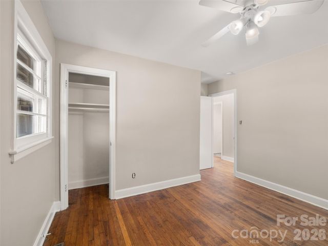 184 London Road, Asheville, NC 28803