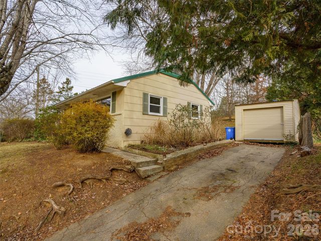 184 London Road, Asheville, NC 28803