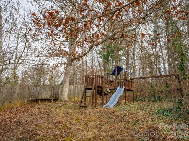 184 London Road, Asheville, NC 28803