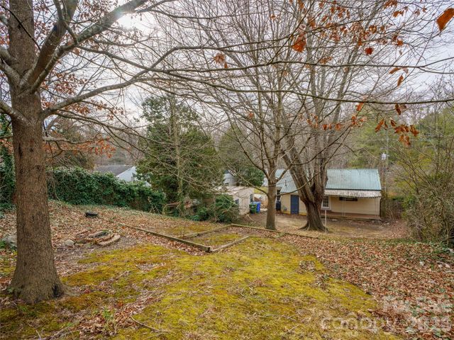 184 London Road, Asheville, NC 28803