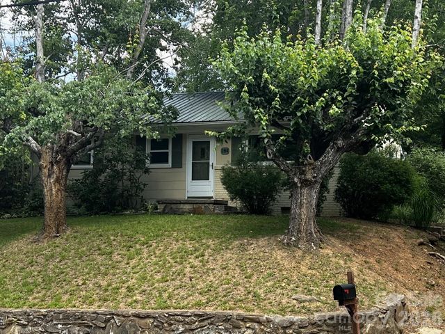 184 London Road, Asheville, NC 28803