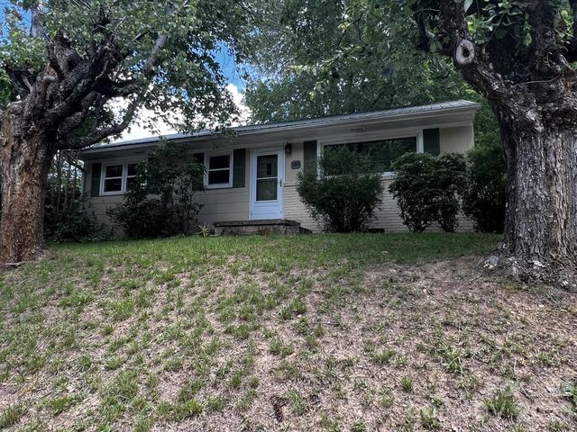 184 London Road, Asheville, NC 28803