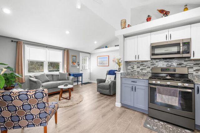 16 Hazelwood Road, South Dennis, MA 02660