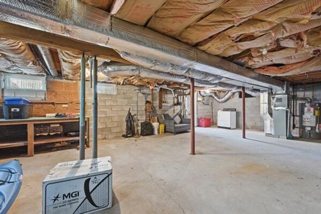 16 Hazelwood Road, South Dennis, MA 02660