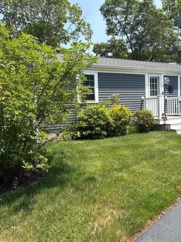 16 Hazelwood Road, South Dennis, MA 02660