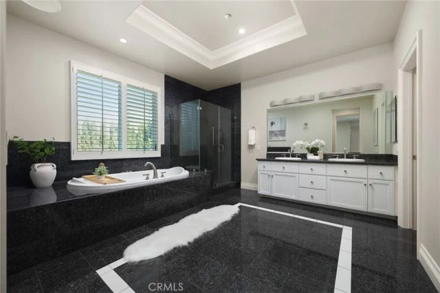 41 W Las Flores Avenue, Arcadia, CA 91007