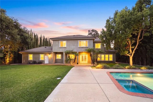 41 W Las Flores Avenue, Arcadia, CA 91007