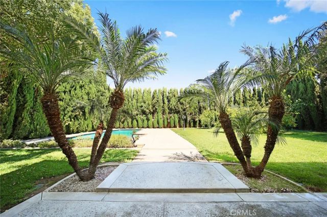 41 W Las Flores Avenue, Arcadia, CA 91007