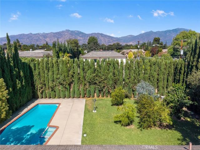 41 W Las Flores Avenue, Arcadia, CA 91007