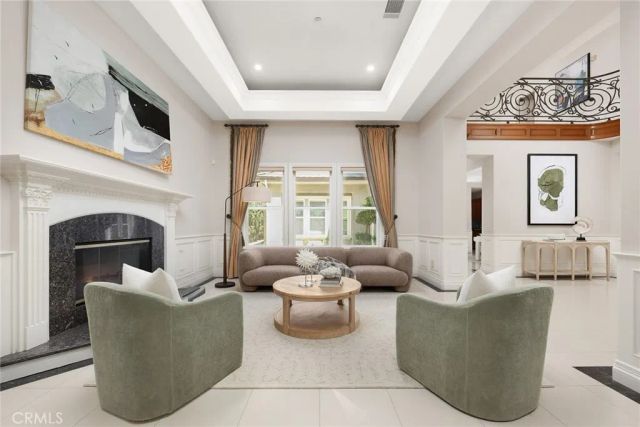 41 W Las Flores Avenue, Arcadia, CA 91007