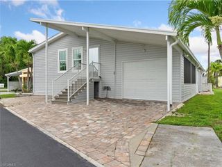 113 Willow LN # 21, Naples, FL 34114