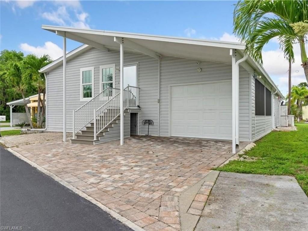 113 Willow LN # 21, Naples, FL 34114