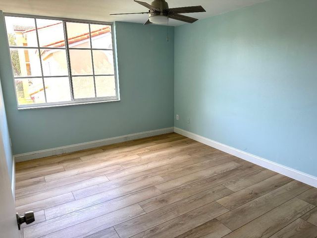 103 Yacht Club Way 208, Hypoluxo, FL 33462