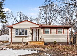 258 Voorheis Street, Pontiac, MI 48341