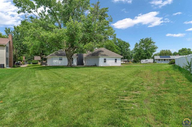 1837 SW Cheyenne RD, Topeka, KS 66614