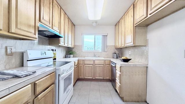 2294 Tomlin Way, San Jose, CA 95133