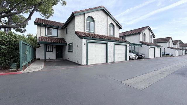 2294 Tomlin Way, San Jose, CA 95133