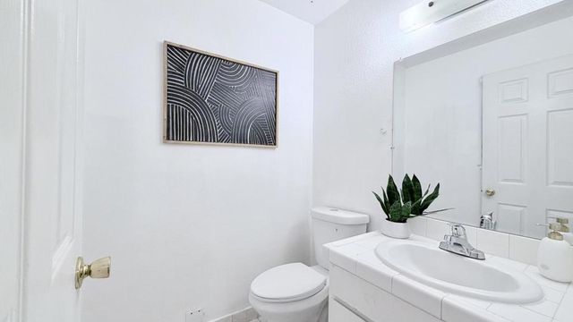 2294 Tomlin Way, San Jose, CA 95133