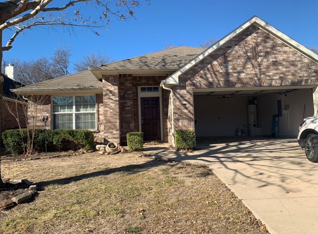15721 Wheelhorse Trail, Fort Worth, TX 76262
