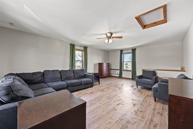 3272 Coral Ave NE, Solon, IA 52333