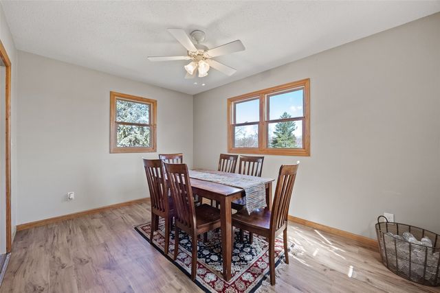 3272 Coral Ave NE, Solon, IA 52333