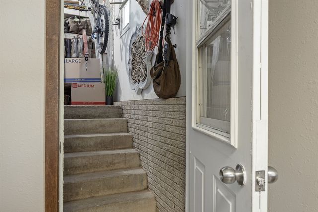 3272 Coral Ave NE, Solon, IA 52333