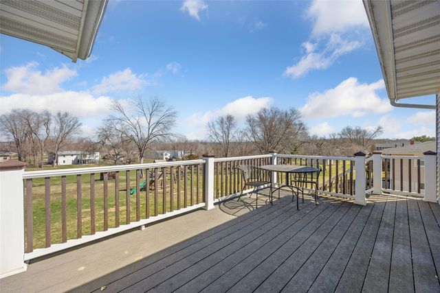 3272 Coral Ave NE, Solon, IA 52333