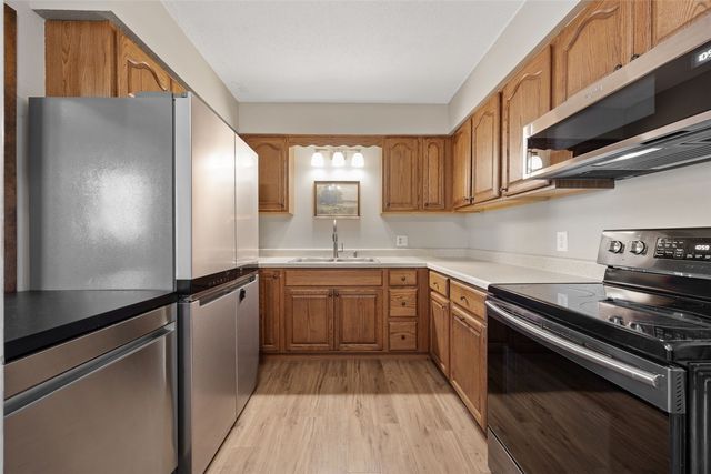 3272 Coral Ave NE, Solon, IA 52333