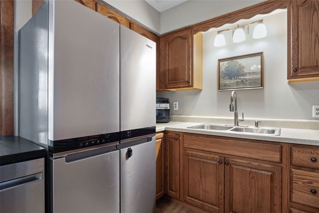 3272 Coral Ave NE, Solon, IA 52333